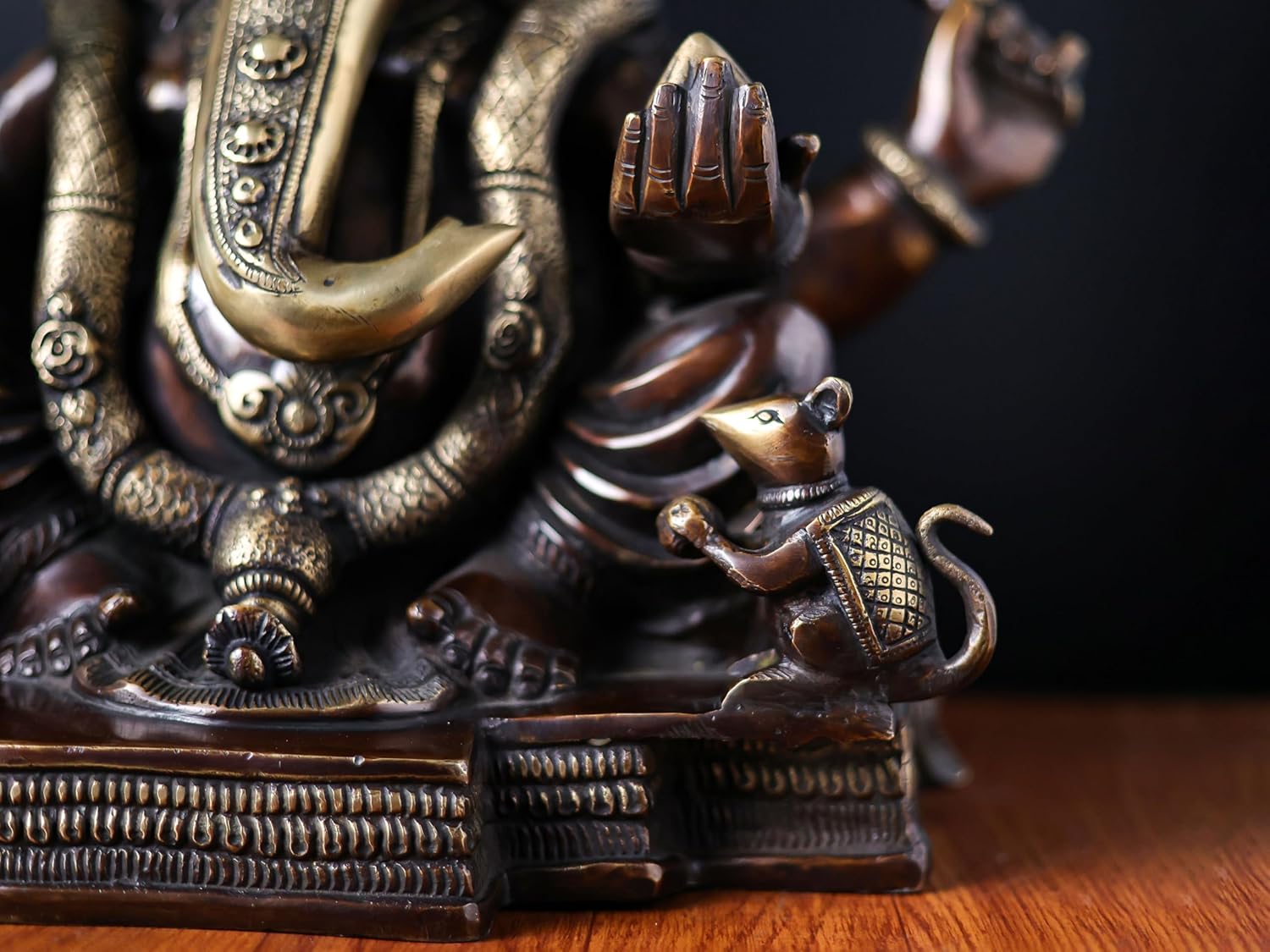 Brass Ganesha Statue - 46CM Large Ganesh Idol - Traditional Ganesh Murti Showpiece for Home Decor and Gifts Ganapathi Idol, Ashtavinayaka, Good Luck Gift for New Beginnings, Housewarming Gift
