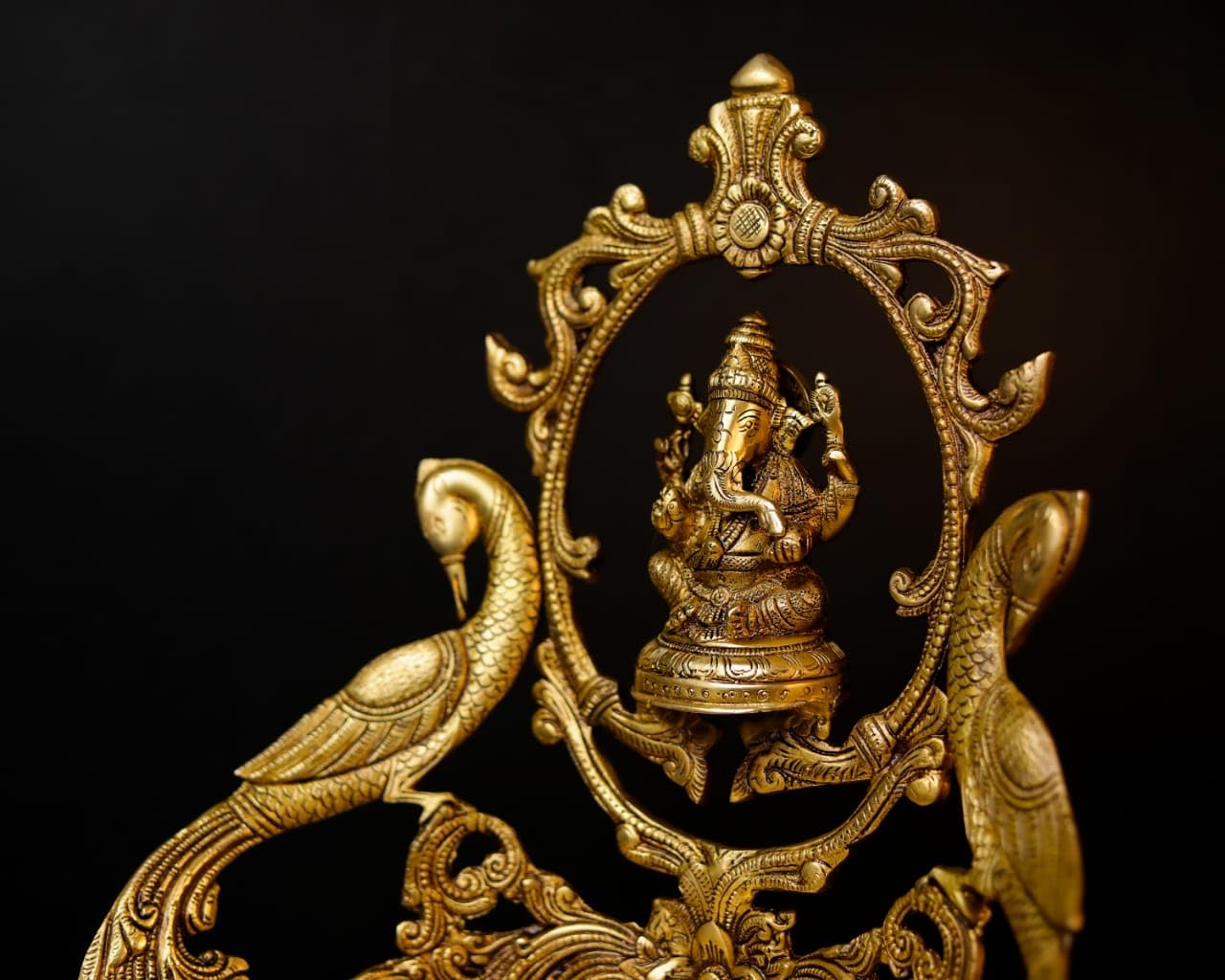 Brass Urli with Ganesha, 47CM Lord Ganesha Idol, Traditional Home Decor, Urli Bowl, Religious Decor