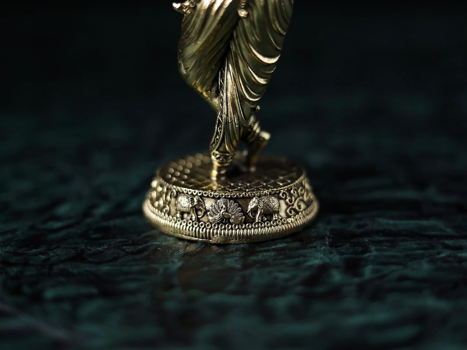 Lord Krishna Statue Brass 25CM Krishna Bhagavan Idol for Home Temple Decor and Hindu Marriage Gift