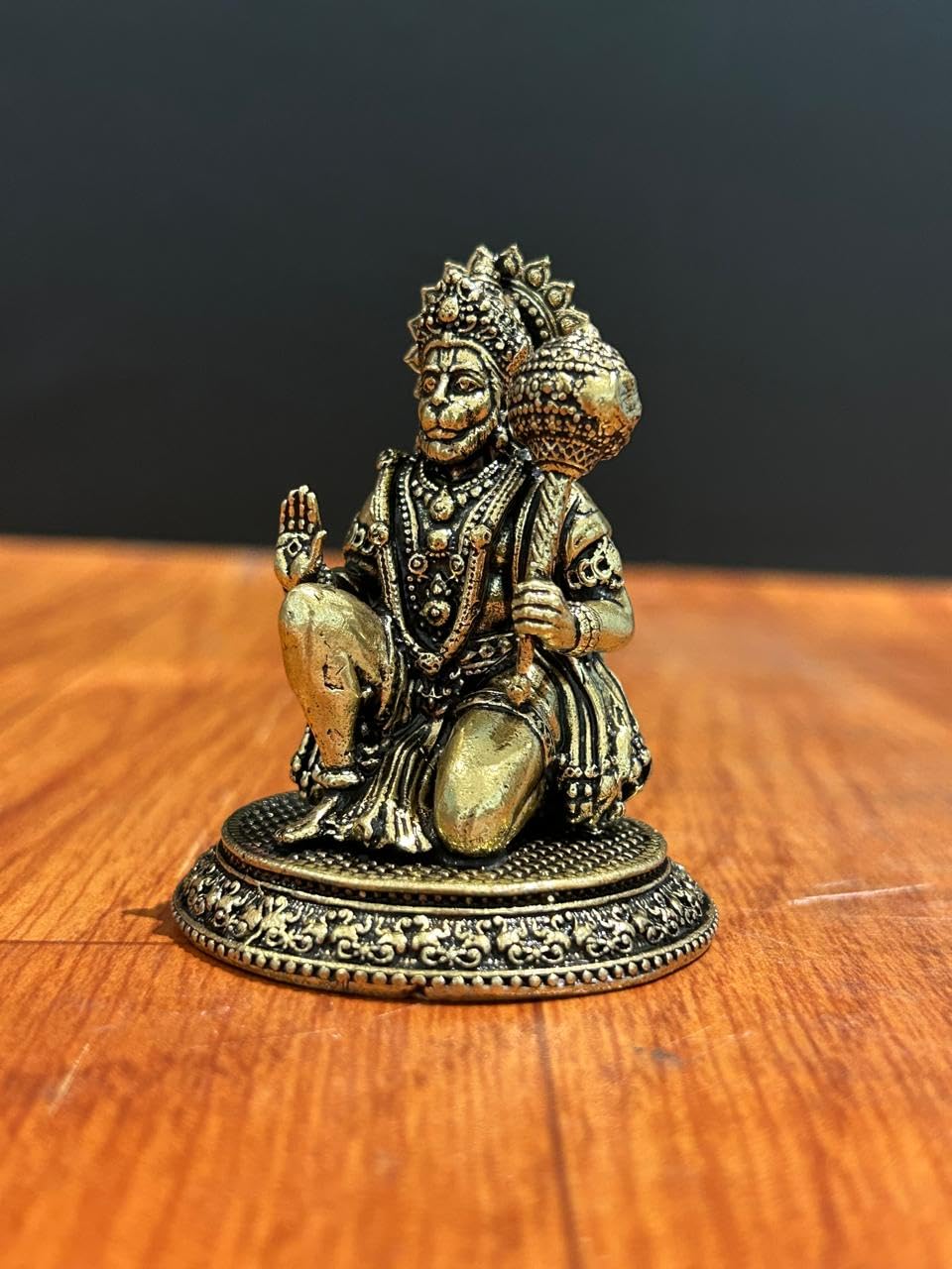 Premium Brass Sitting Hanuman Statue – 6 CM Intricately Crafted Blessing Bajrangbali Idol for Strength & Protection Monkey God Statue with Mace | Home Decor | Housewarming Gift | Car Dashboard Item