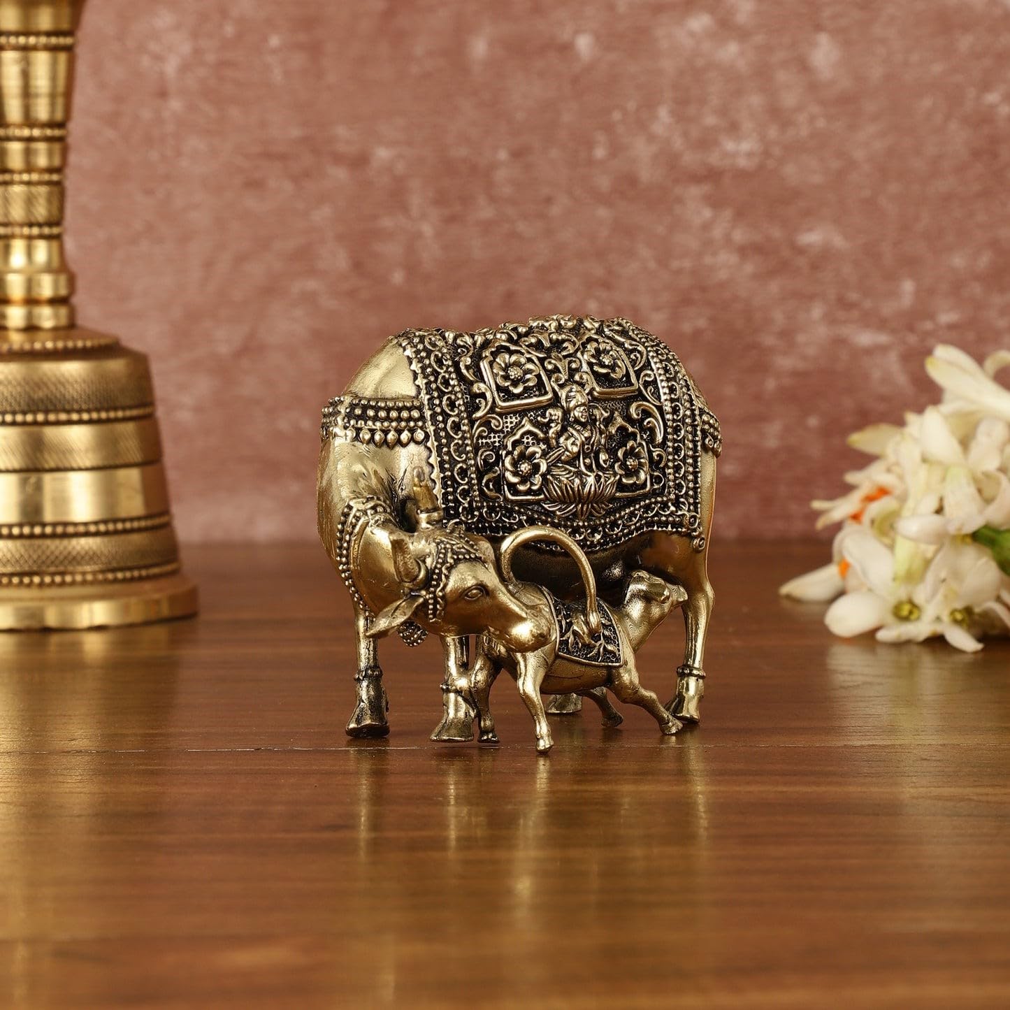 Kamdhenu Cow with Calf Statue in Brass, 10 CM Holy Cow Idol, Showpiece for Home Decor, Handmade Divine Cow, The Cow of Wishes & Desires