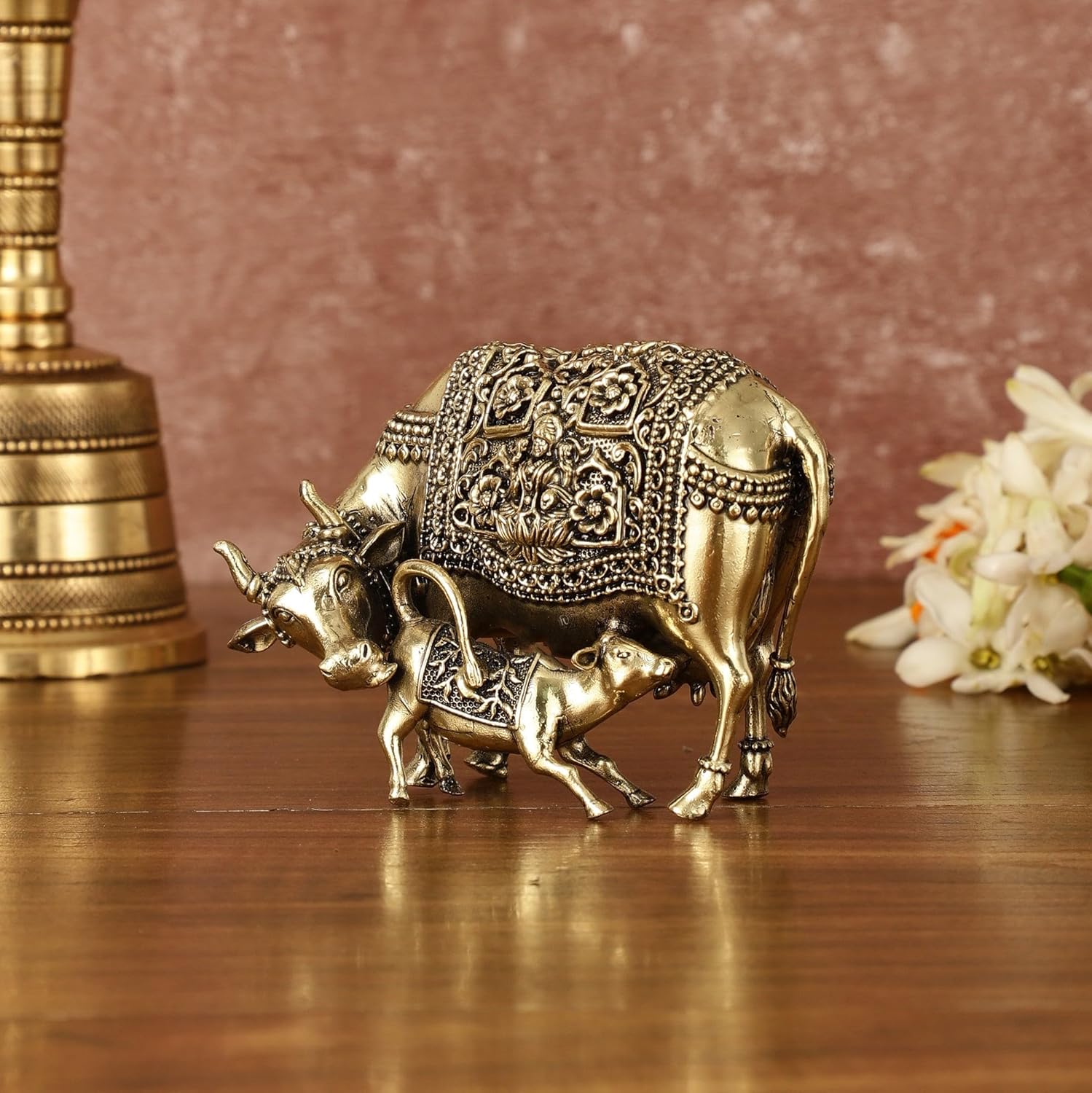 Kamdhenu Cow with Calf Statue in Brass, 10 CM Holy Cow Idol, Showpiece for Home Decor, Handmade Divine Cow, The Cow of Wishes & Desires